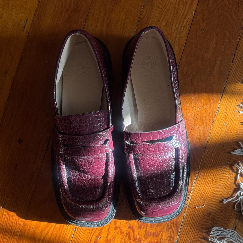 Croc-Texture Burgundy Penny Loafers